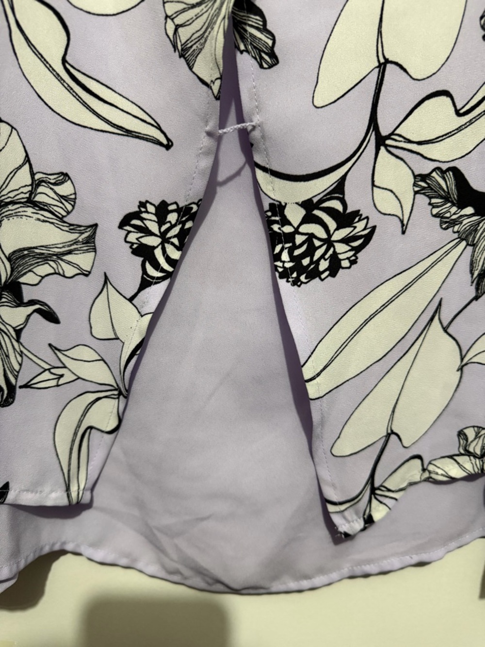 Apt. 9 - Drape Black Floral Blouse - Picture 8 of 9